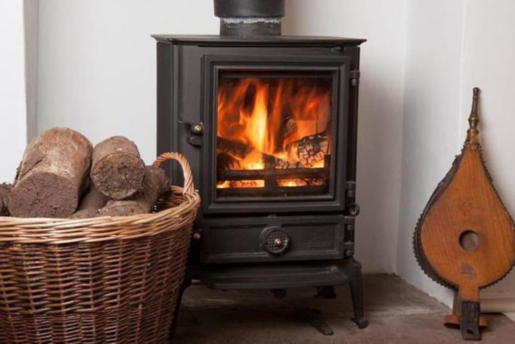Scenic Welsh Cottage In The Brecon Beacons クリックホーウェル エクステリア 写真
