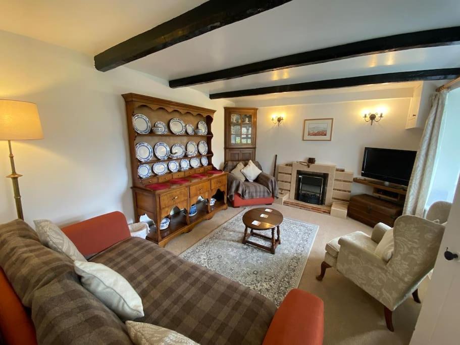 Scenic Welsh Cottage In The Brecon Beacons クリックホーウェル エクステリア 写真
