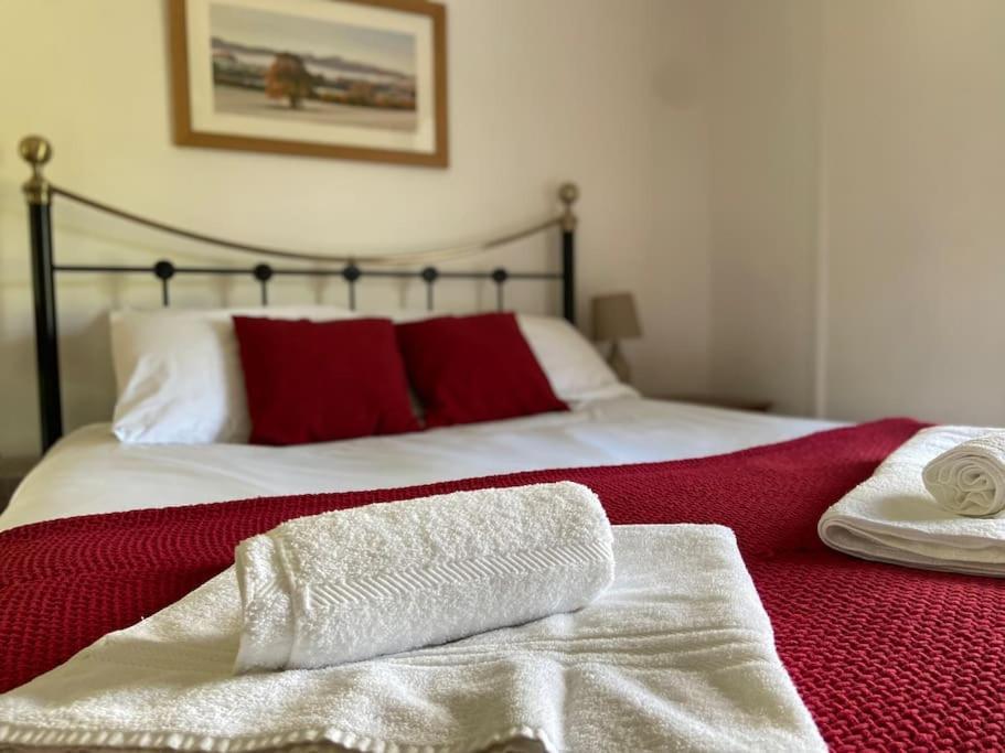 Scenic Welsh Cottage In The Brecon Beacons クリックホーウェル エクステリア 写真