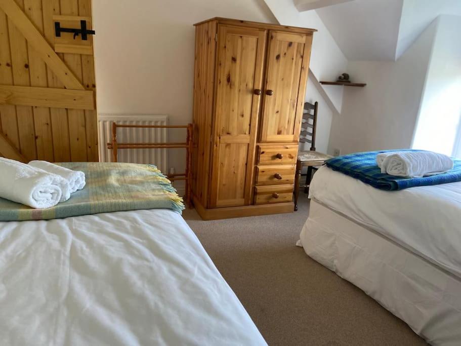 Scenic Welsh Cottage In The Brecon Beacons クリックホーウェル エクステリア 写真